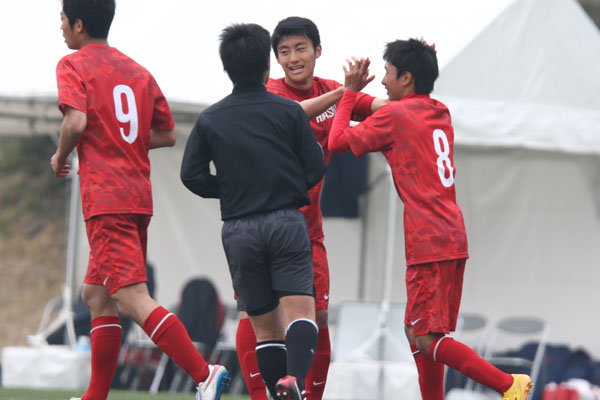 第13回サニックス杯国際ユースサッカー大会2015東福岡－東海大五８