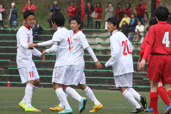 第13回サニックス杯国際ユースサッカー大会2015東福岡－三菱養和SCユース１２