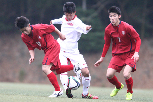 第13回サニックス杯国際ユースサッカー大会2015東福岡－三菱養和SCユース５