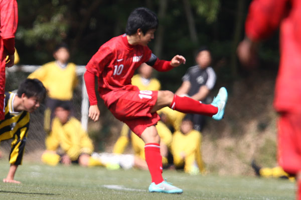 第13回サニックス杯国際ユースサッカー大会2015東福岡－前橋育英８